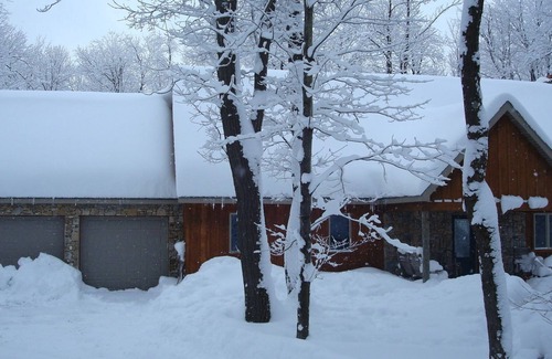 Stahlstown Casa | Hidden Valley Wooded Splendor - 50% de descuento JUNE STAYS !!!!