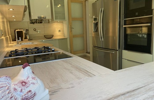 Chambray-les-Tours Cabaña | Amplia casa con jardín cerca de Tours