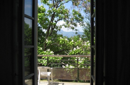 Chambery Casa | Amplia casa de Saboya en el magnífico parque, entre el lago y las montañas