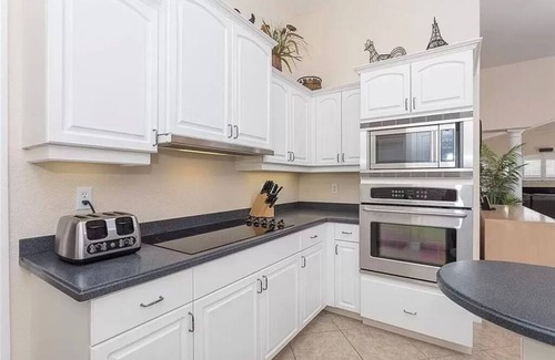 Pinehurst Casa | Large house with heated walk-in pool near beaches!