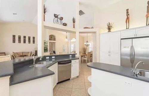 Pinehurst Casa | Large house with heated walk-in pool near beaches!