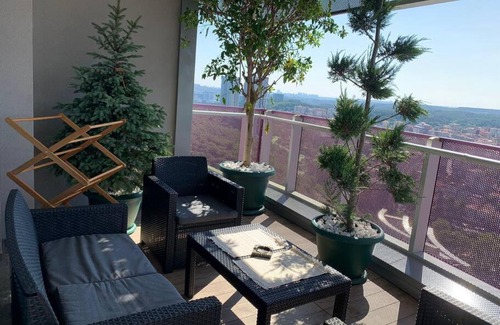 Maslak Apartamento | Large Luxury Flat With Terrace 1+1 / MASLAK 1453
