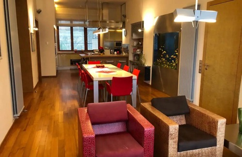 Vrsovice Villa | Large luxury villa in central Prague