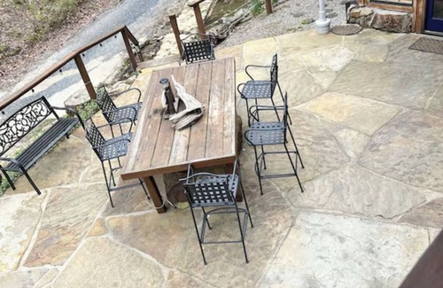 Mount Ida Cabina | Large private & beautiful home on Lake Ouachita - Perfect for large gatherings!