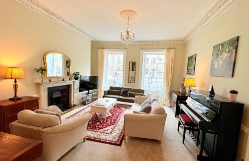 Bath Apartamento | Large Quiet City Centre Holiday Home in Great Pulteney St, Bath
