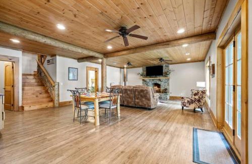 Pikeville Casa | Large secluded 3 bedroom Cabin