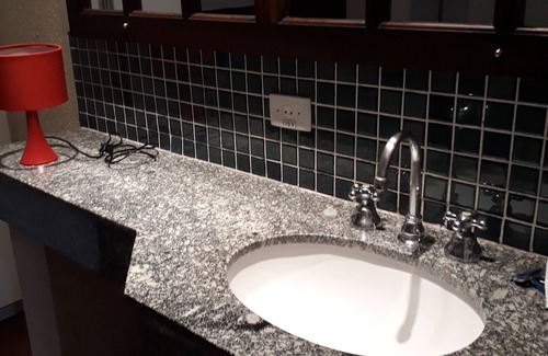 Cotia Casa | GRAN SUITE AISLADA EN LA GRAN VIANA EN COTIA. SAN PABLO