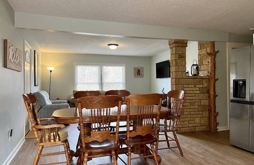 Gilbertsville Apartamento | Large yard & patio, KY lake view, hi speed WiFi, 1