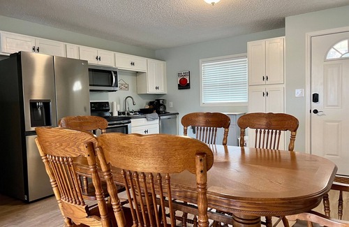 Gilbertsville Apartamento | Large yard & patio, KY lake view, hi speed WiFi, 1