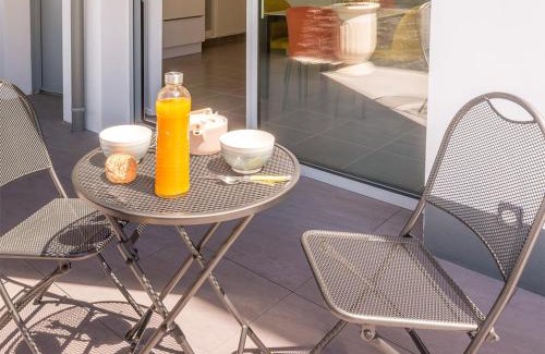 Larmor-Plage Apartamento | LARMOR-PLAGE : T2 en résidence de standing avec terrasse et parking, à deux pas de la plage et des commerces - FR-1-349-182