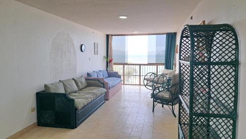 Higuerote Apartamento | Las Antillas apartment with sea view