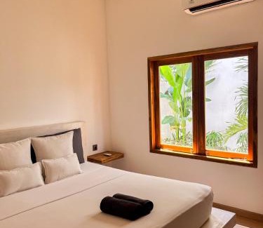 Kuta Casa | Las Flores Lombok