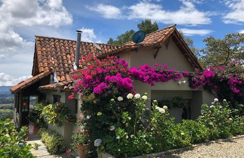 Rionegro Chalet De Esquí | LAS NUBES - Donde la energía fluye, el alma se cura