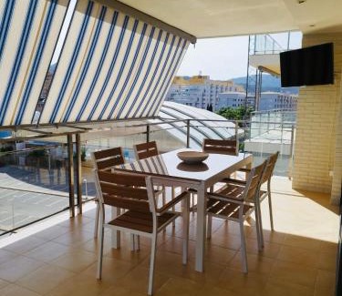 Marina d'Or Apartamento | Las Terrazas - Primera línea de playa con Netflix, Disney, Movistar con todo el fútbol, series, cine y Prime Video