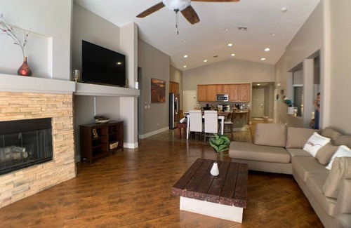 North Las Vegas Casa | LAS VEGAS Vacation home... close to the strip