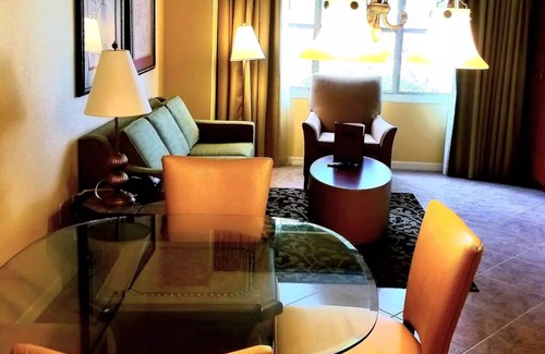 Enterprise Complejo | Las Vegas Vacation at Grandview, next door is Southpoint Entertainment Centre.