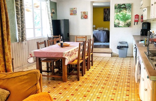 Montignac Cabaña | Lascaux Countryside Gite - Family run and pet friendly