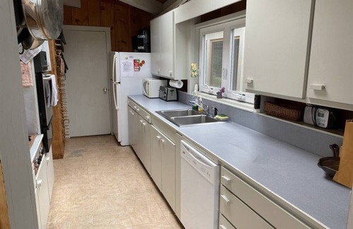 Stonington Cabaña | Lasky Cottage - Contemporary, Ocean View Cottage