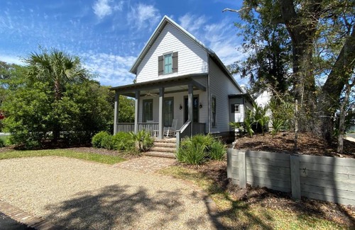 Jekyll Island Casa | LATITUDE ADJUSTMENT OCEAN OAKS home