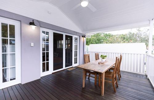 Stroud Casa | Laundry Lane Cottage