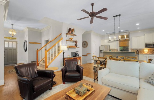 Big Canoe Cabina | Laurel Landing Lodge - Big Canoe GA