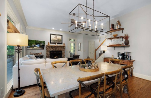 Big Canoe Cabina | Laurel Landing Lodge - Big Canoe GA