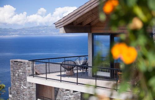 Sao Roque do Pico Villa | Lava Homes