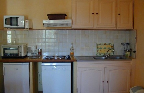 Montaren-et-Saint-Mediers Apartamento | LAVENDER BASTIDE DE LA TREILLE