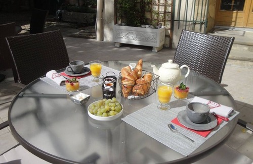 Montaren-et-Saint-Mediers Apartamento | LAVENDER BASTIDE DE LA TREILLE