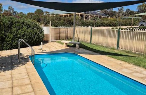 Gilgering Casa | Lavendale Country Retreat