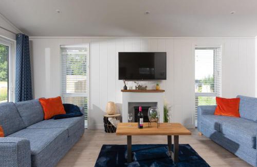 Lifton Casa | Lavender Lodge, 8 Roadford Lake Lodges