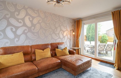 Edwinstowe Casa | Lavender Lodge