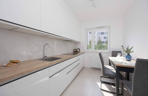 Warsaw Apartamento | Lazurowa 15A | Warsaw | Charming Apartment | Parking Space | Garden