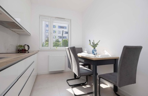 Warsaw Apartamento | Lazurowa 15A | Warsaw | Charming Apartment | Parking Space | Garden