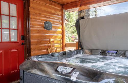 Meadow View Heights Casa | Lazy Bear Lodge New Spa Installed