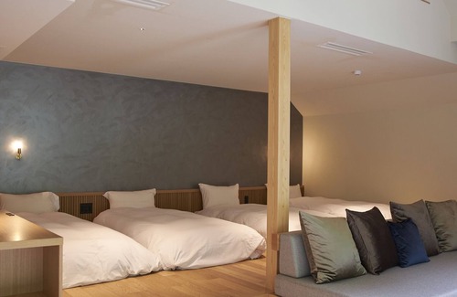 Awaji Otro | Lazy Inn.