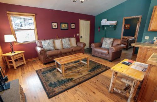 Estes Park Casa | Lazy R Cottages- 17 cabin
