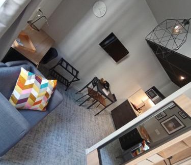 Centre Deux Apartamento | Le 12 studio neuf wifi app 009