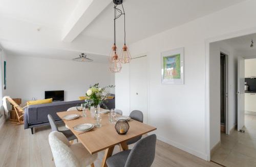 Dinard Apartamento | Le Ballast - Appt à Dinard avec balcons et garage