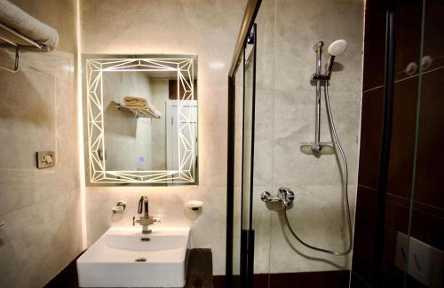 Kirkos Apartamento | Le Basilic Hotel Apartment & Spa