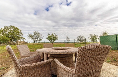 Saint-Gervais-en-Valliere Casa | Le Bief chez Thérèse et Hervé