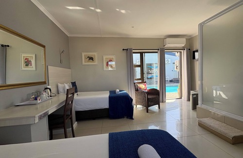 Bluewater Bay Casa | Le Blue Guesthouse
