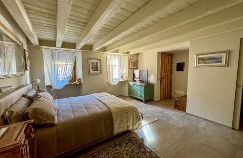 Arvier Casa | Le Bourg Charmant - Fleur du Printemps