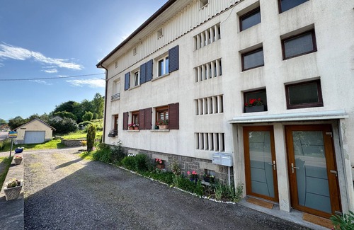 Cornimont Apartamento | Le Célesthémy - Cuatro Habitaciones Piso, Capacidad 8