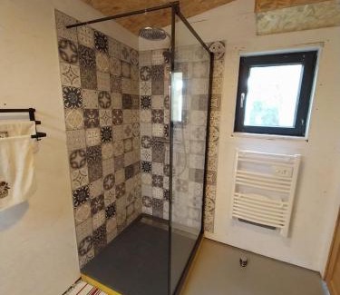 Saint-Michel-de-Chavaignes Chalet De Esquí | Le Champ de la Tortue