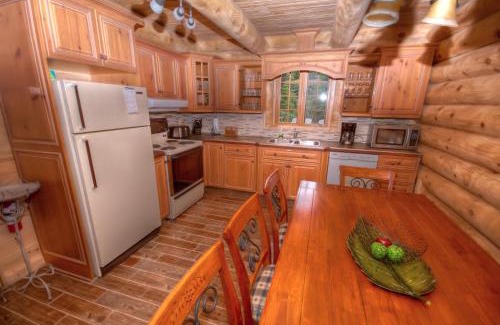 Saint-Tite-des-Caps Chalet De Esquí | Le Chalet Le Bois Rond Des Ruisseaux