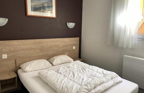 Eaux-Bonnes Apartamento | Le Chalet - Piscine - 2 Pièces pour 6 Personnes MAE-6053