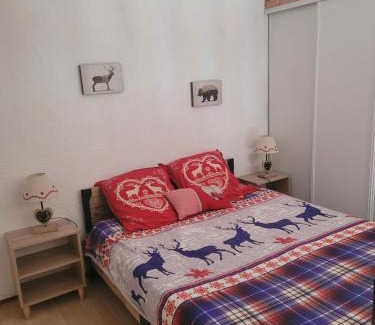 Les Rousses Apartamento | LE CHALET, Superbe Duplex Montagnard avec balcon, au calme - Les Rousses, Draps inclus & Parking gratuit