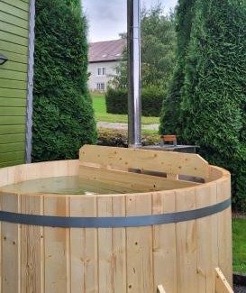 Frambouhans Chalet De Esquí | le chalet vert et bain nordique au feu de bois