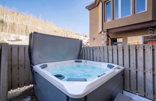 Mountain Village Condominio | Le Chamonix B by Avantstay Located In Mountain Village, Close to Gondola & Skiing